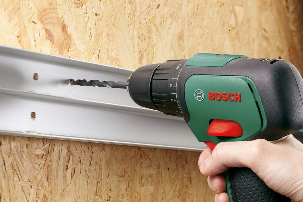 Bosch%20Akülü%20Darbeli%20Vidalama%20Matkabı%20EasyImpact%2012%20(1%20x%202,0%20AH%20Akü)%20-%2006039B6104